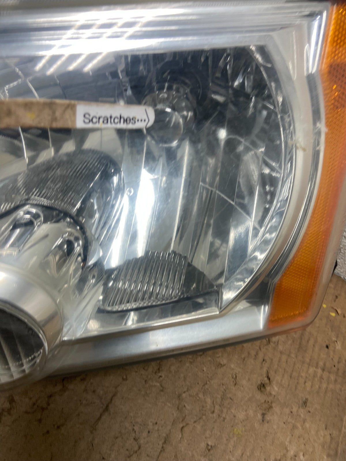 2005 - 2015 Nissan Xterra Driver Left LH Side Headlight AA6956 DW3