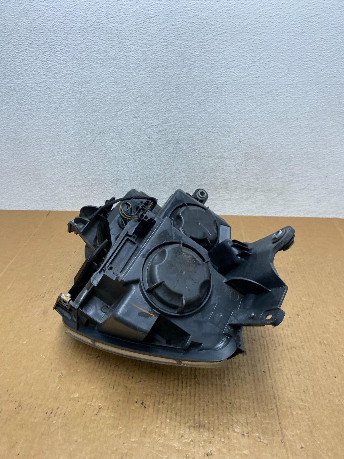 2007-2012 Gmc Acadia Halogen Headlight Right Passenger Side AE1672 DW10