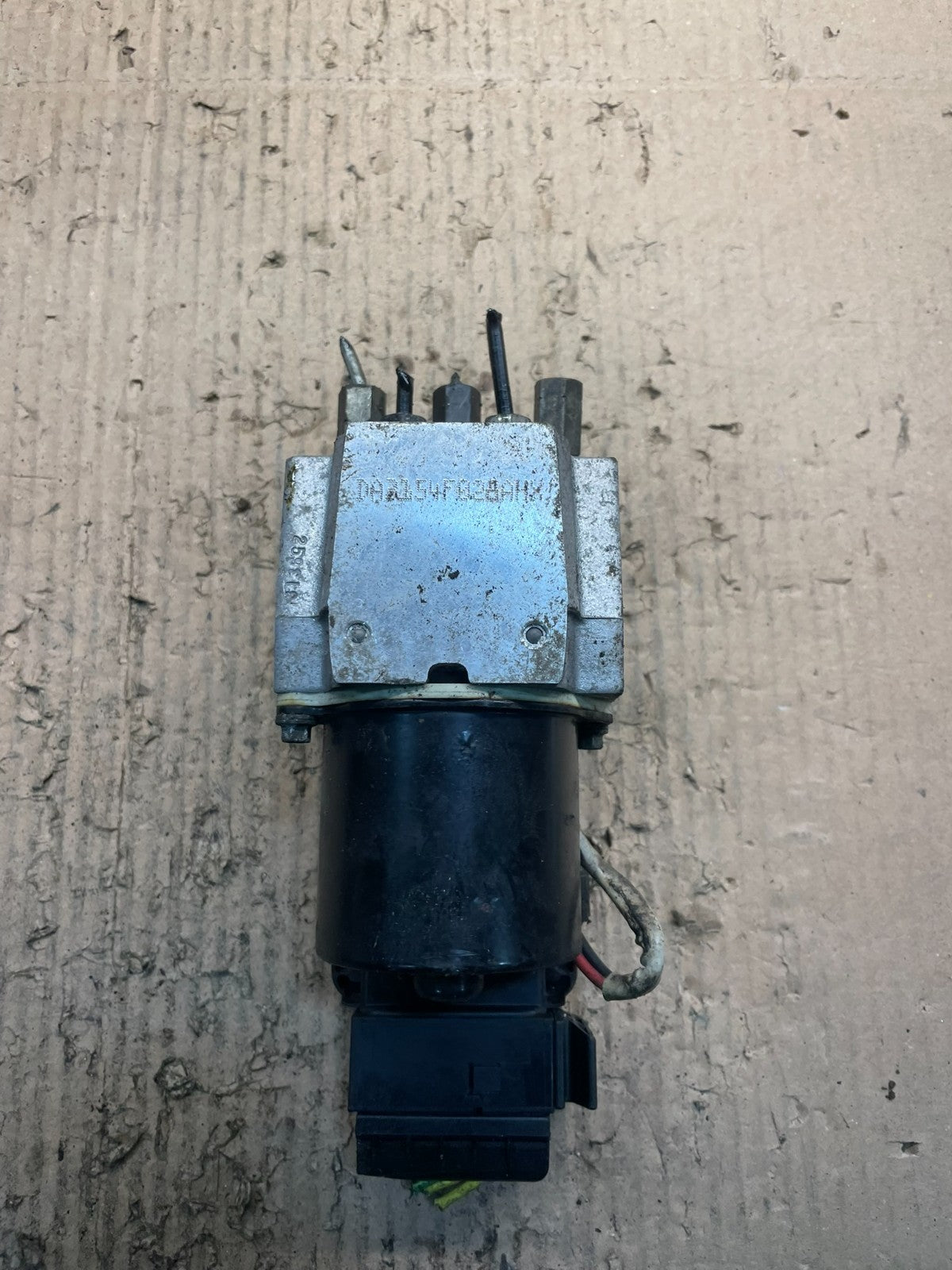 2009 2010 Ford E250 E350 Econoline Anti-Lock ABS Antilock Brake Pump v5301 DG2