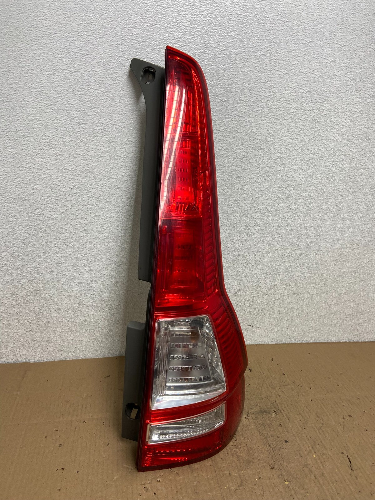 2007 - 2011 Honda Cr-v Crv Right Passenger Rh Side Tail Light Oem AB8534 DW2