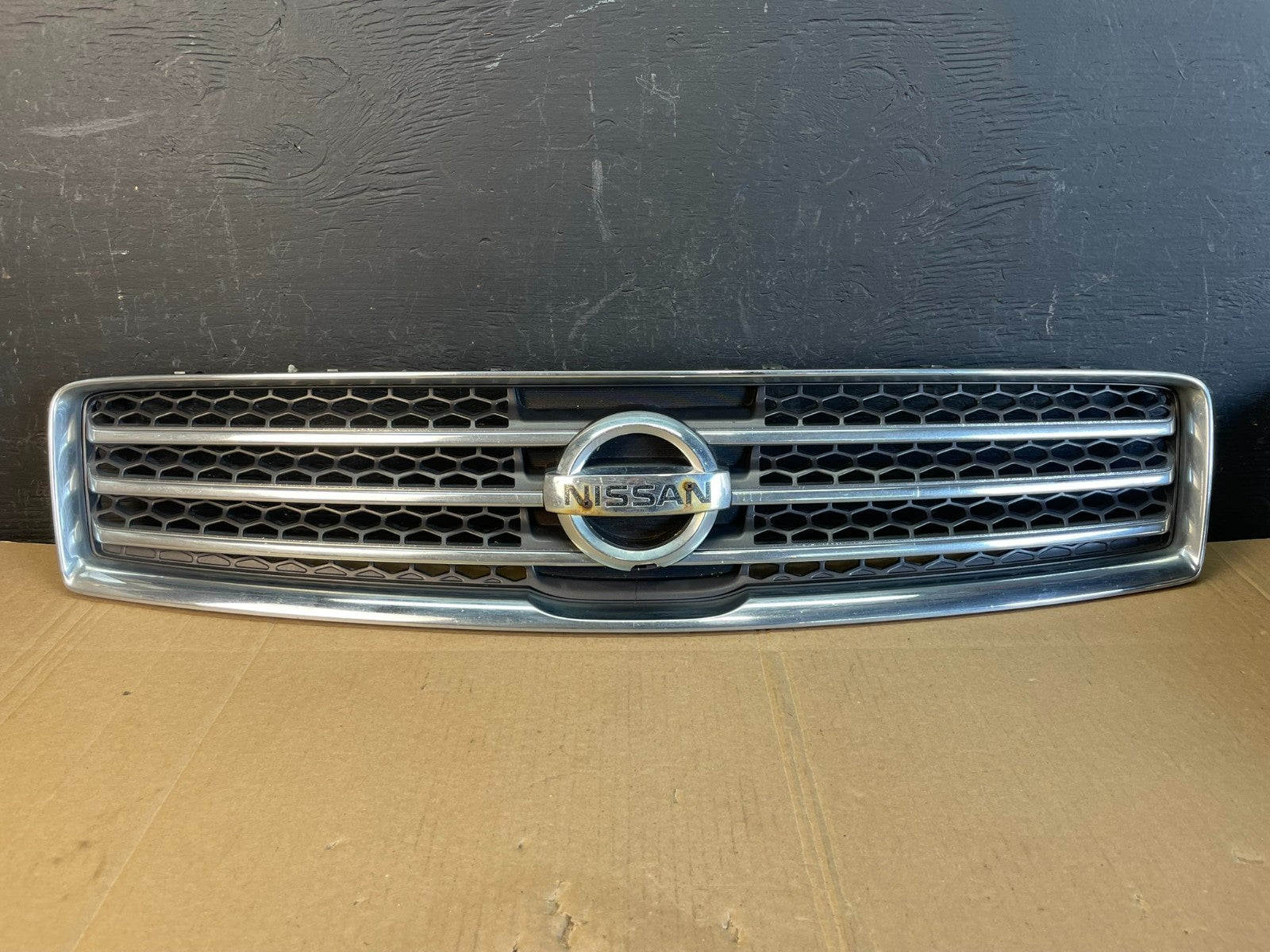 2009 to 2011 Nissan Maxima Front Upper Grill Grille 62070-9N00A ac2198 DG0