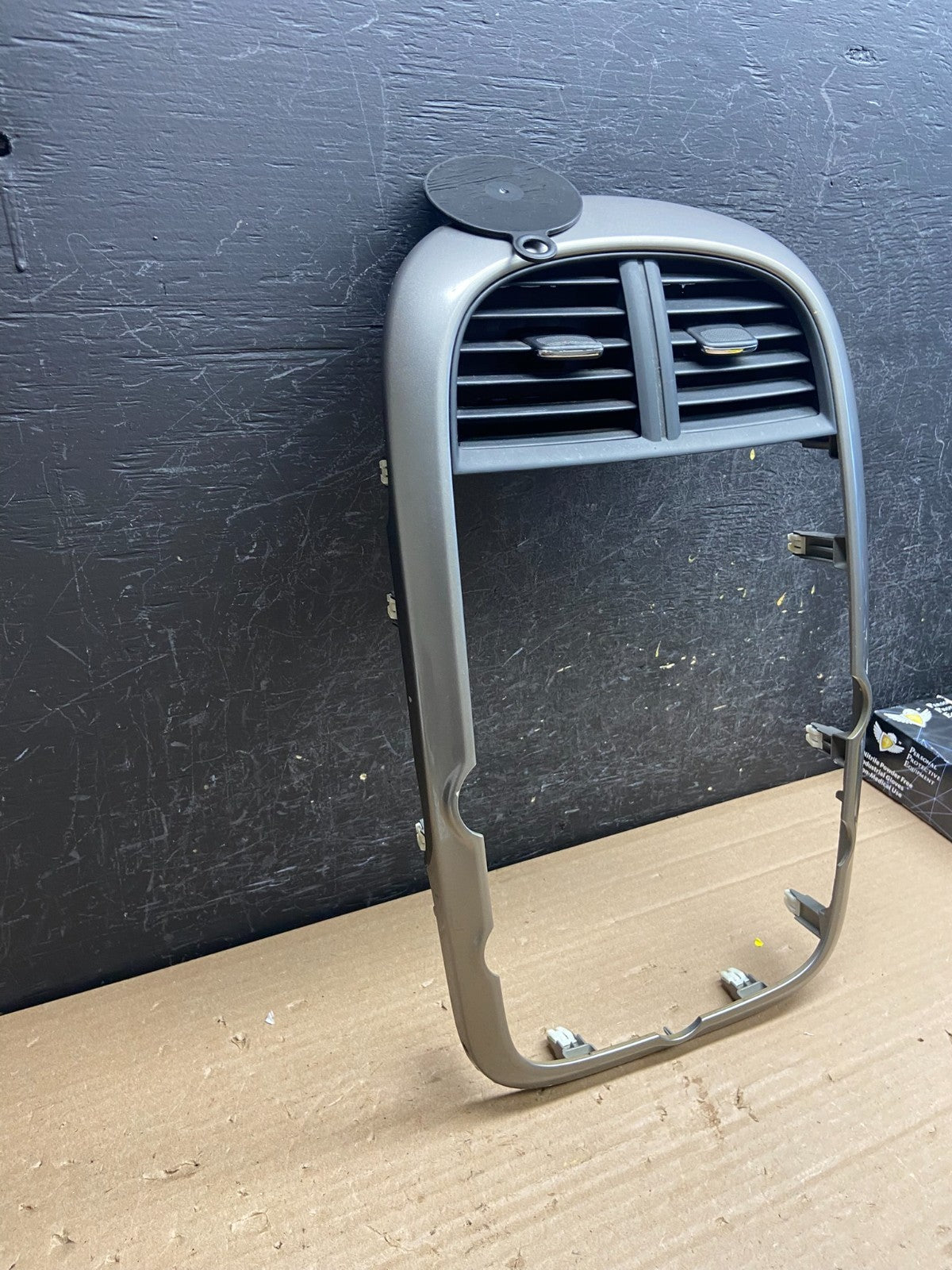 2013-2016 Chevrolet Malibu Center Radio Switch Air Vent Trim Bezel AG0242 DG4