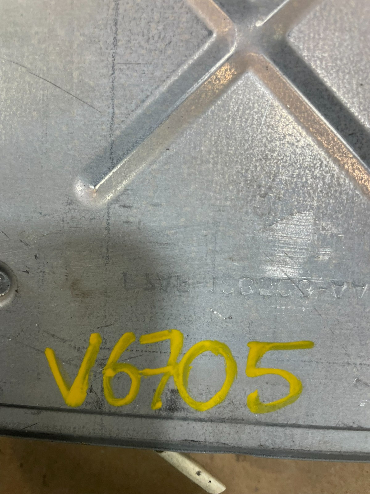 2004 Ford Explorer Engine Control Computer Module 4L2A-12A650-ALD V6705 DG4