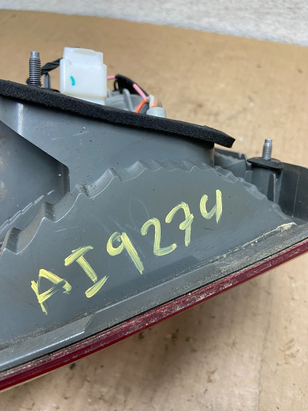 2011 2012 2013 Kia Sorento Left Driver Lh Inner Tail Light AI9274 LK7
