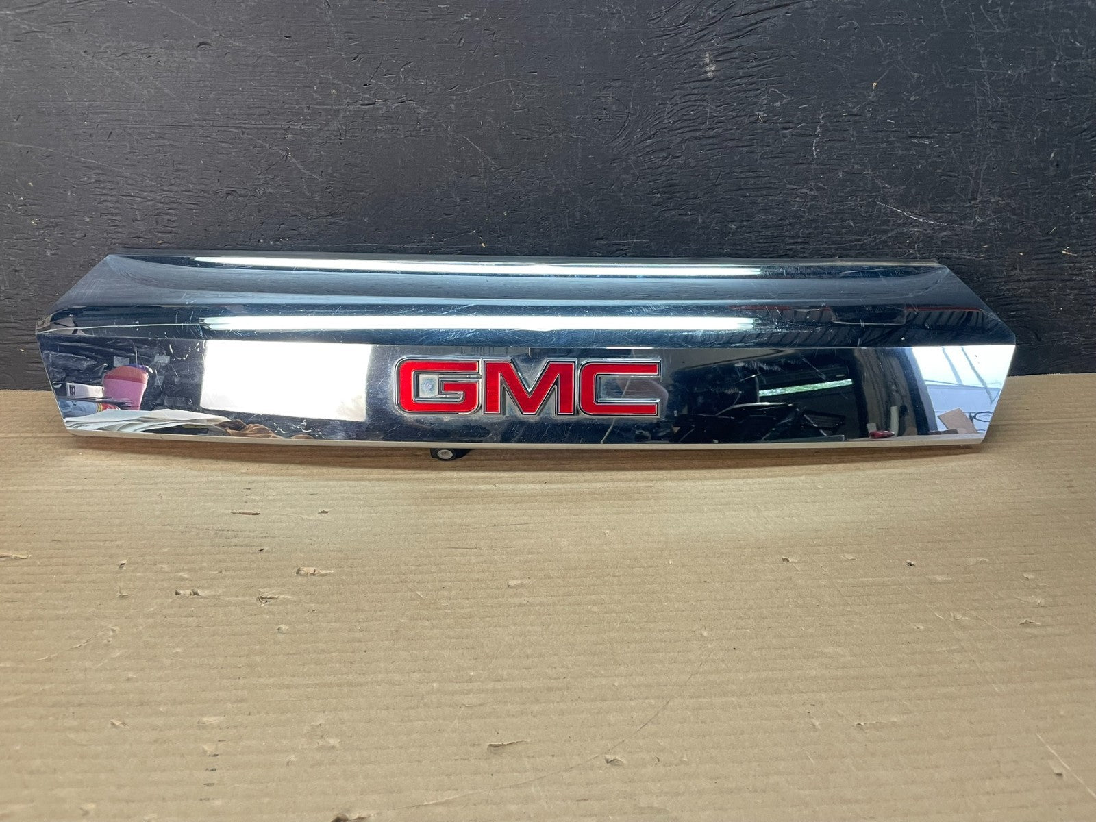 2010-2015 Gmc Terrain Lift Gate Handle Trim Back Up Camera Chrome Panel ae99310
