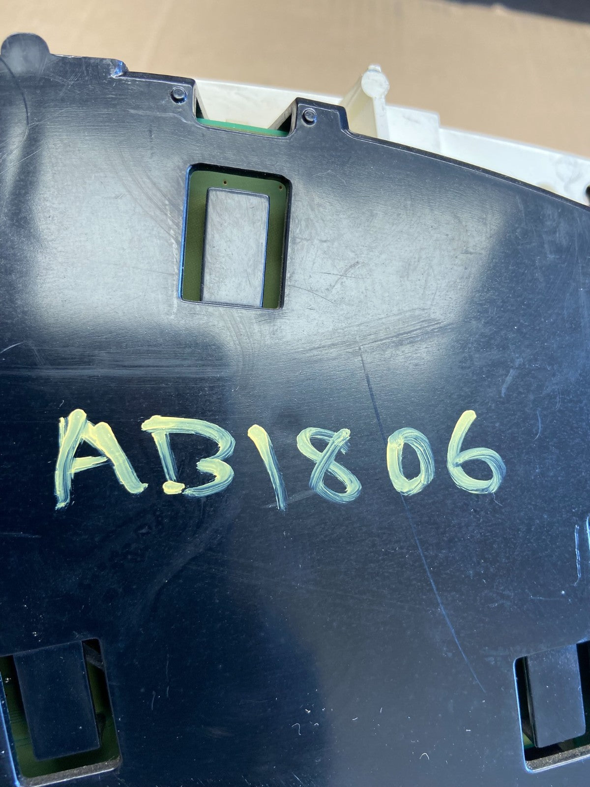 2004 to 2007 Chevrolet Express Speedometer Cluster Gauge AD3680 DG8