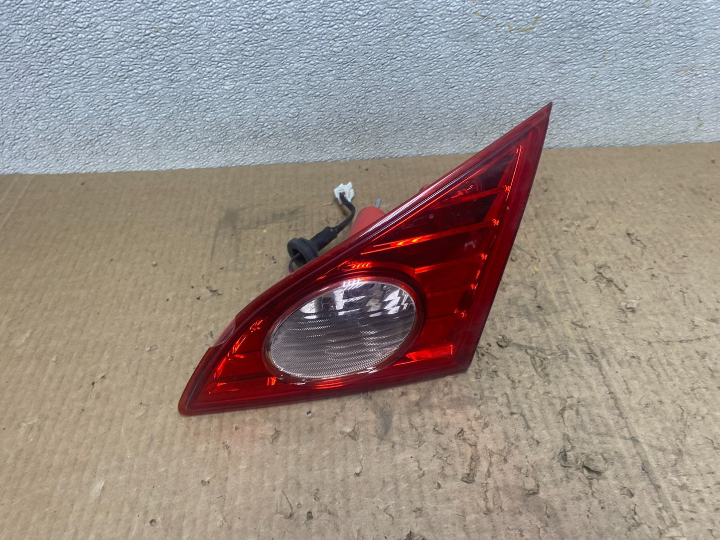 2009 2010 Nissan Murano Right Passenger Rh Side Inner Tail Light Oem W7629 DW0