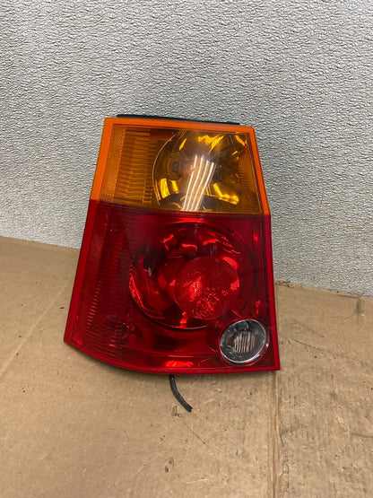 2004 2005 2006 Chrysler Pacifica Left Driver LH Tail Light Oem AA1495 PS0