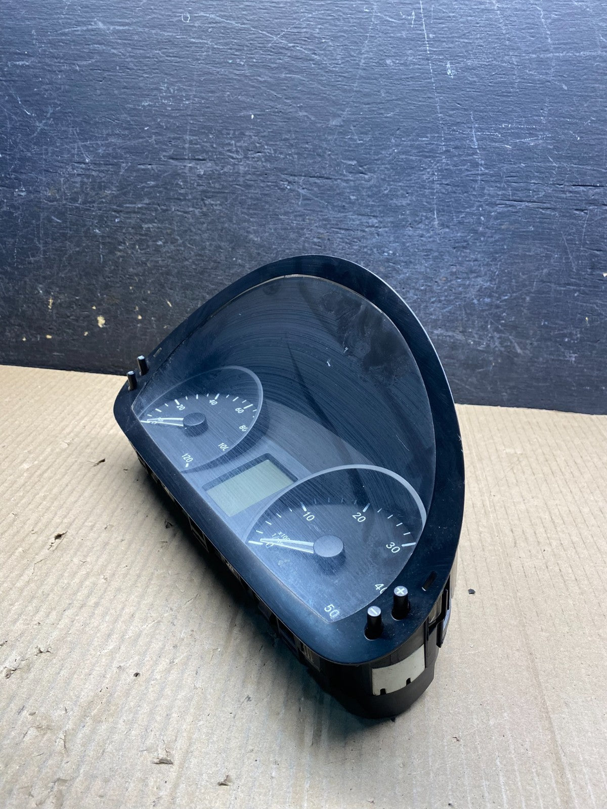 2007 to 2009 Sprinter 2500 3500 Instrument Speedometer Gauge Cluster AI4903 DW2