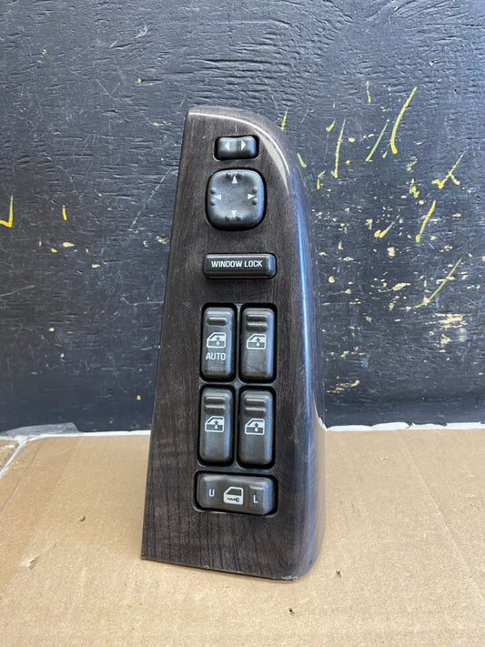 2000 to 2002 GMC Yukon Denali Front Door Power Window Master Switch AB19050