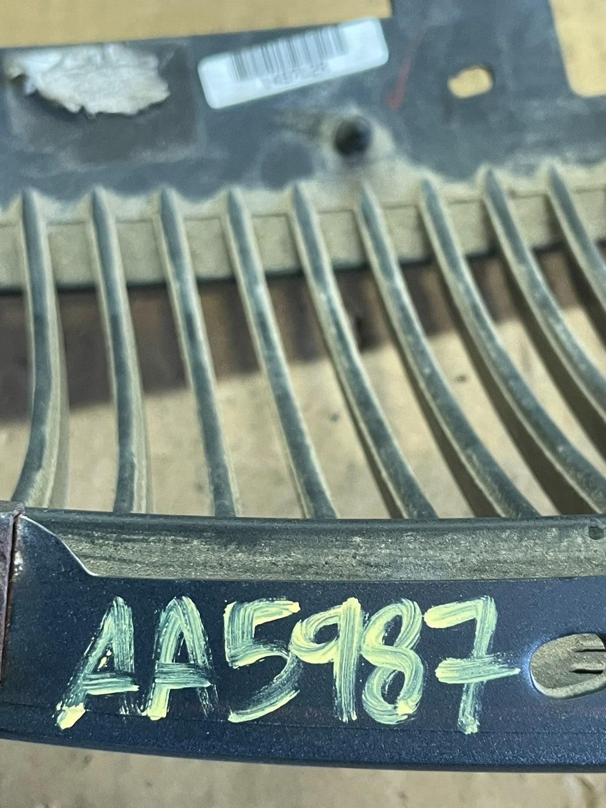1998 1999 2000 Mercury Mystique Front Upper Grill Grille OEM aa5987 DG9