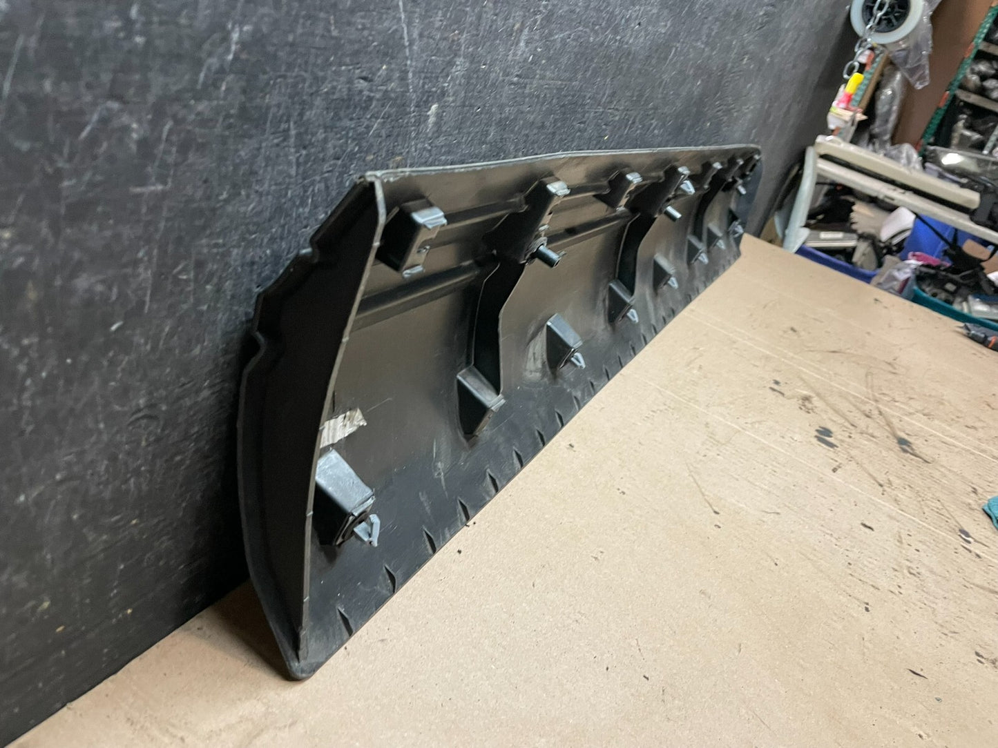 2020 to 2023 Ford Explorer Front Left Door Molding Trim OEM J3653 DG18