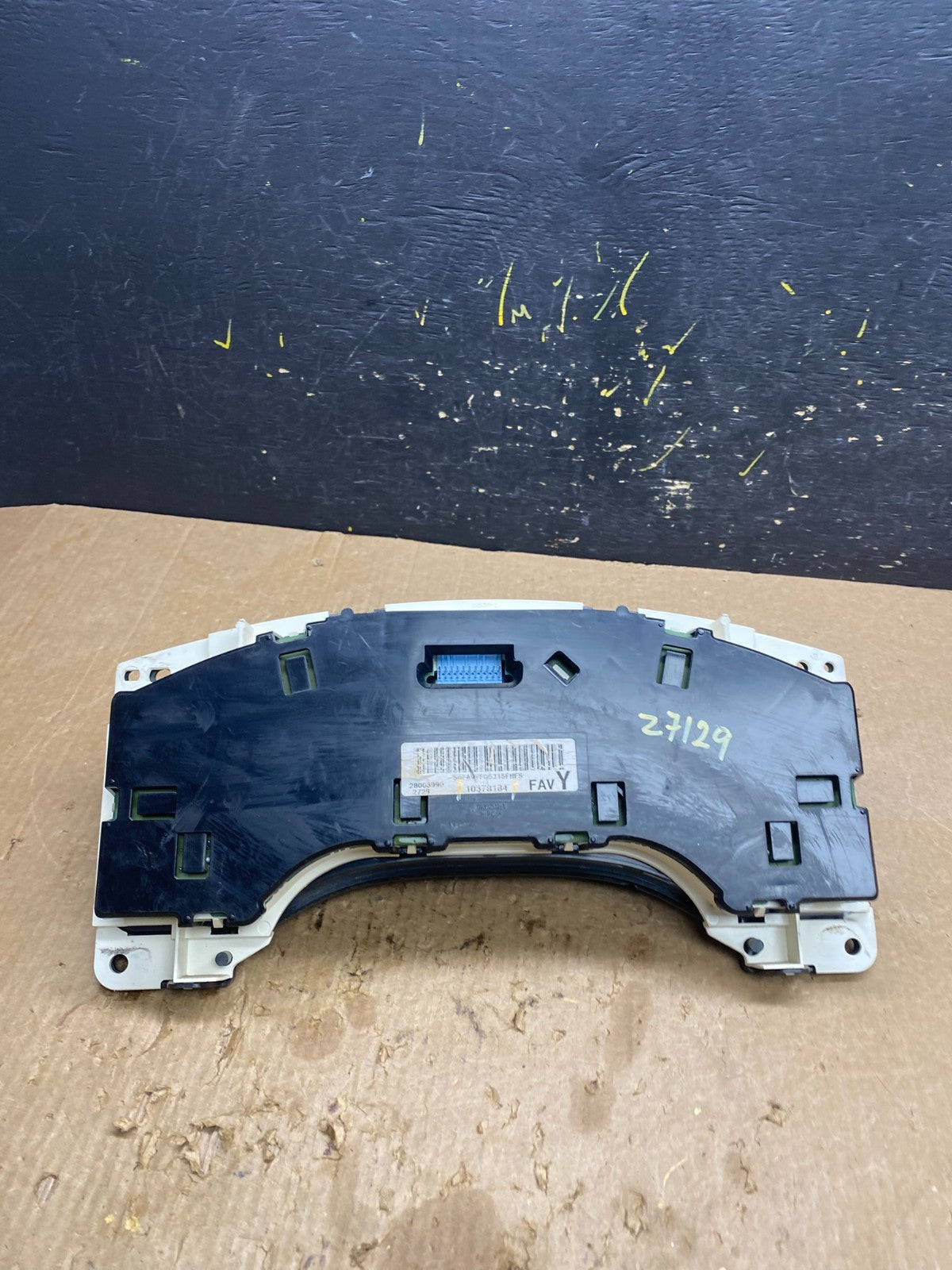 2004 to 2007 Chevrolet Express Speedometer Cluster Gauge OEM  z7129 DG4