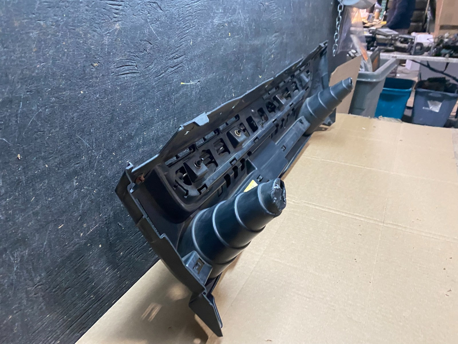 2013 to 2016 Ford Escape Front Upper Grill Grille Mount Panel Oem X9505 DG7