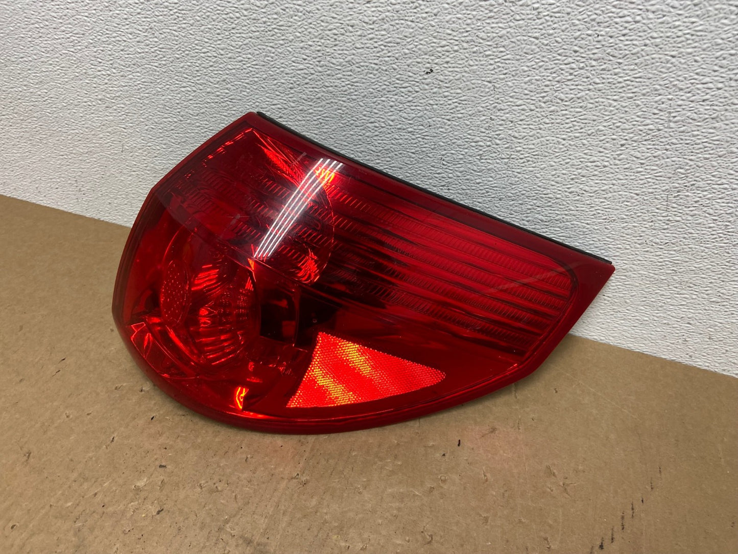 2006 - 2010 Toyota Sienna Right Passenger Side Tail Light AC1327 LK1