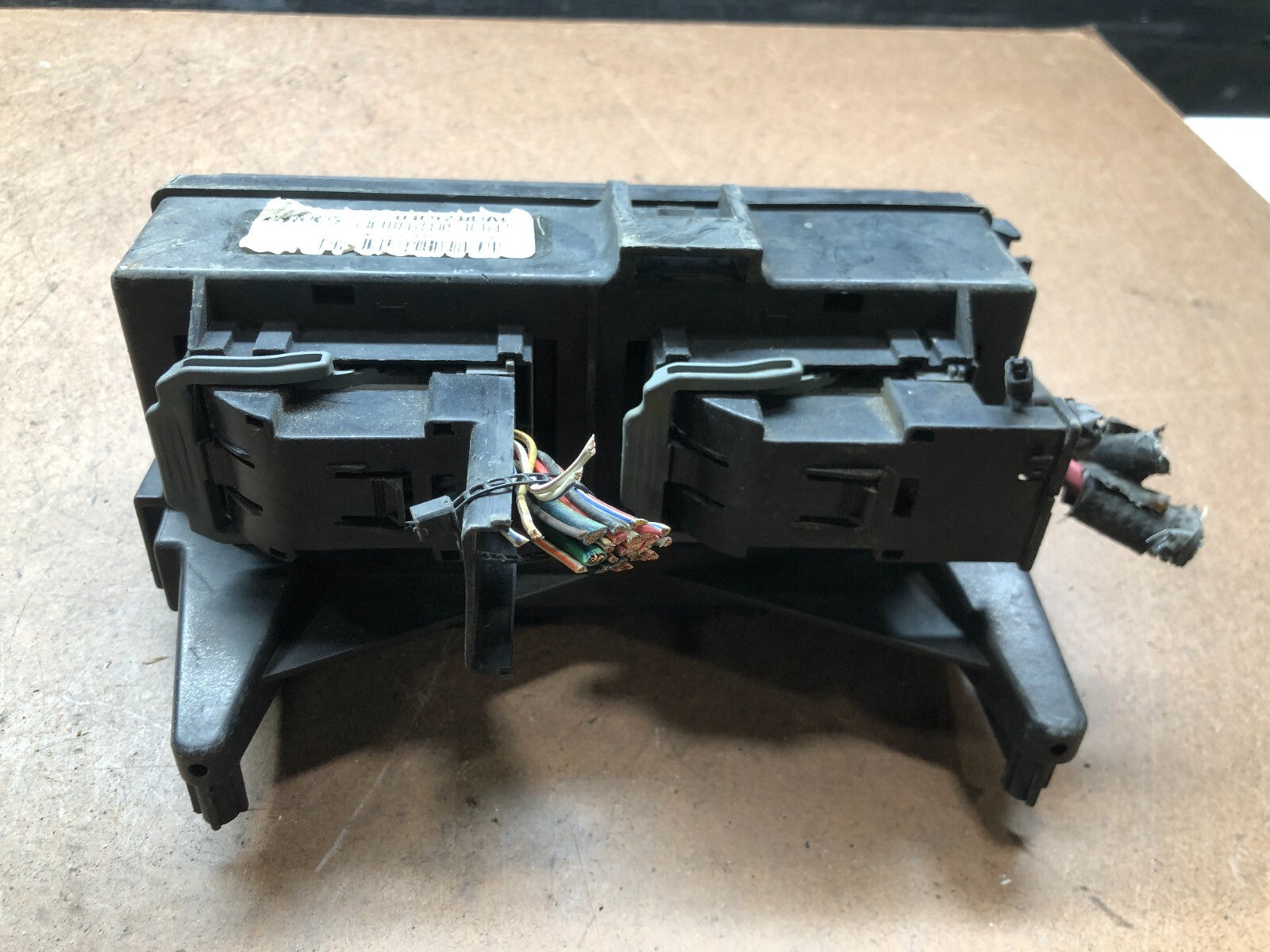 2006 Jeep Grand Cherokee Integrated Power Fuse Box Body Control Module R6373 DG0