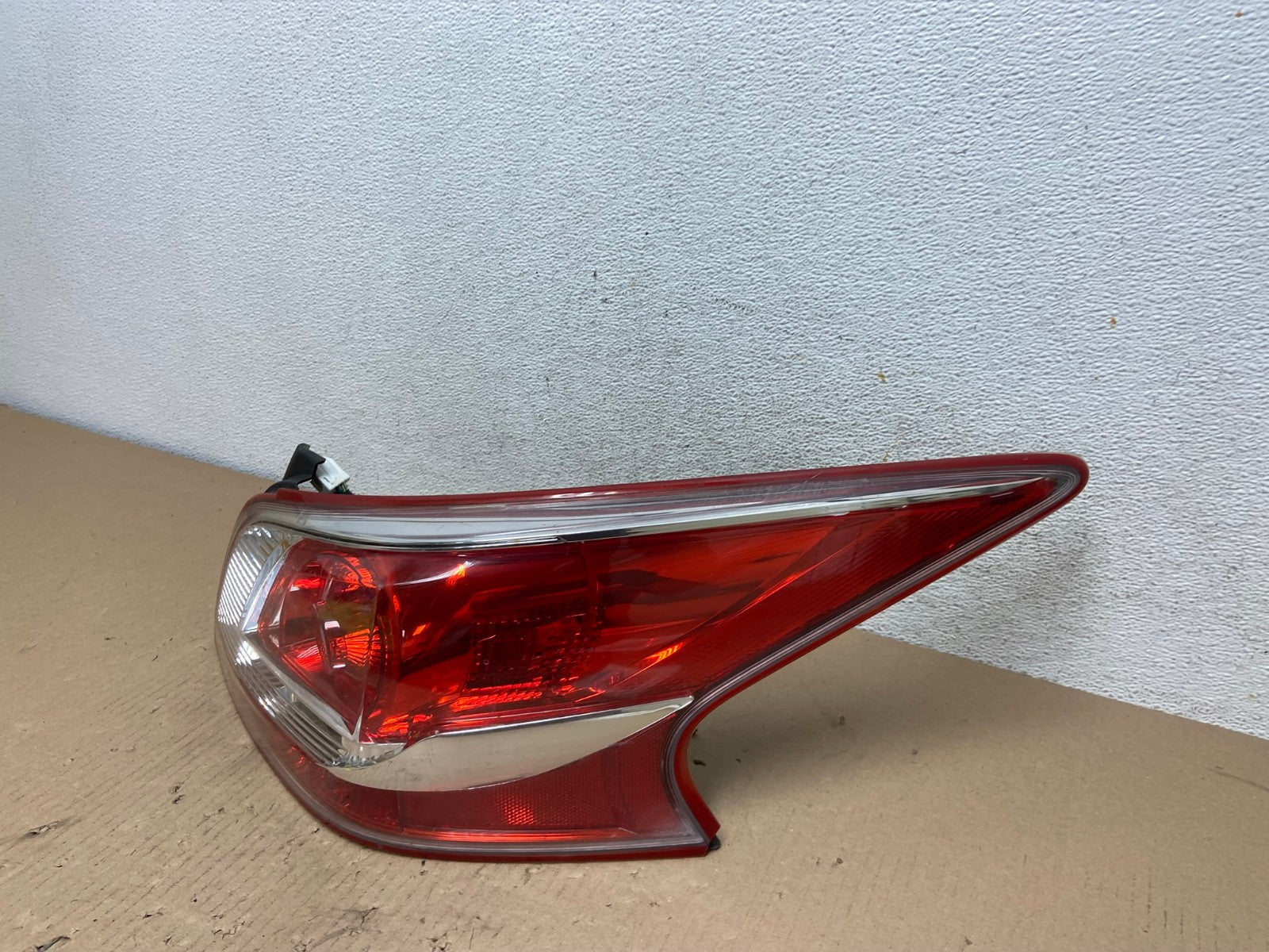 2013 2014 2015 Nissan Altima Right Passenger RH Side Tail Light AE7349 LK1