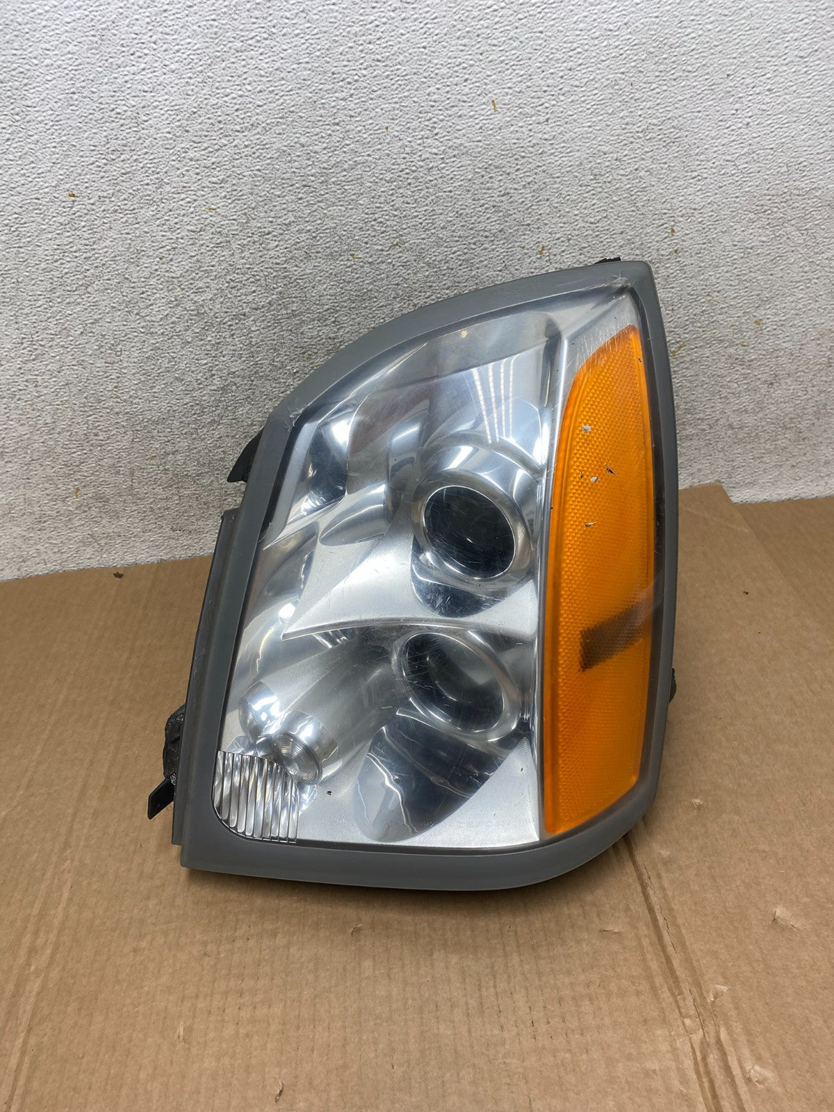 2004 to 2009 Cadillac SRX Left Driver Side Halogen Headlight DEPO AI3748 DW0
