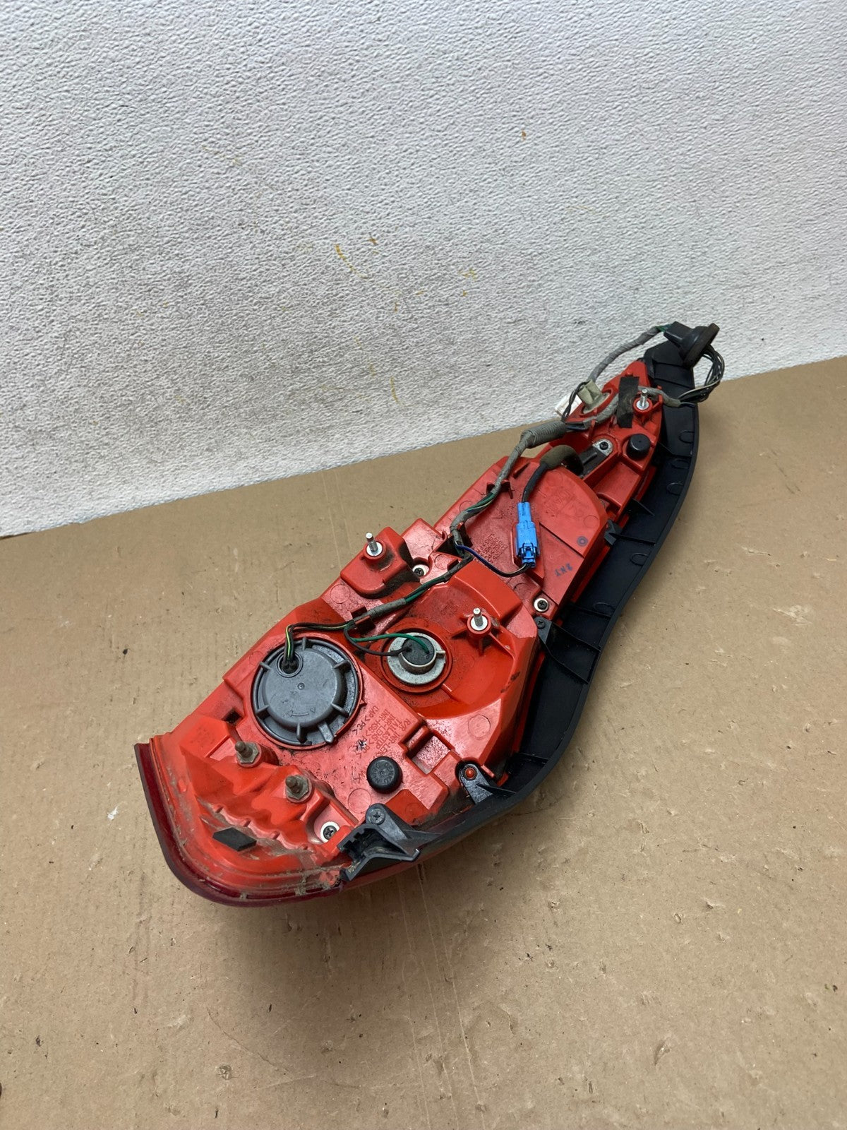 09-15 Infiniti G37 Q60 Convertible Left Driver LH Tail Light AH0775 DG6