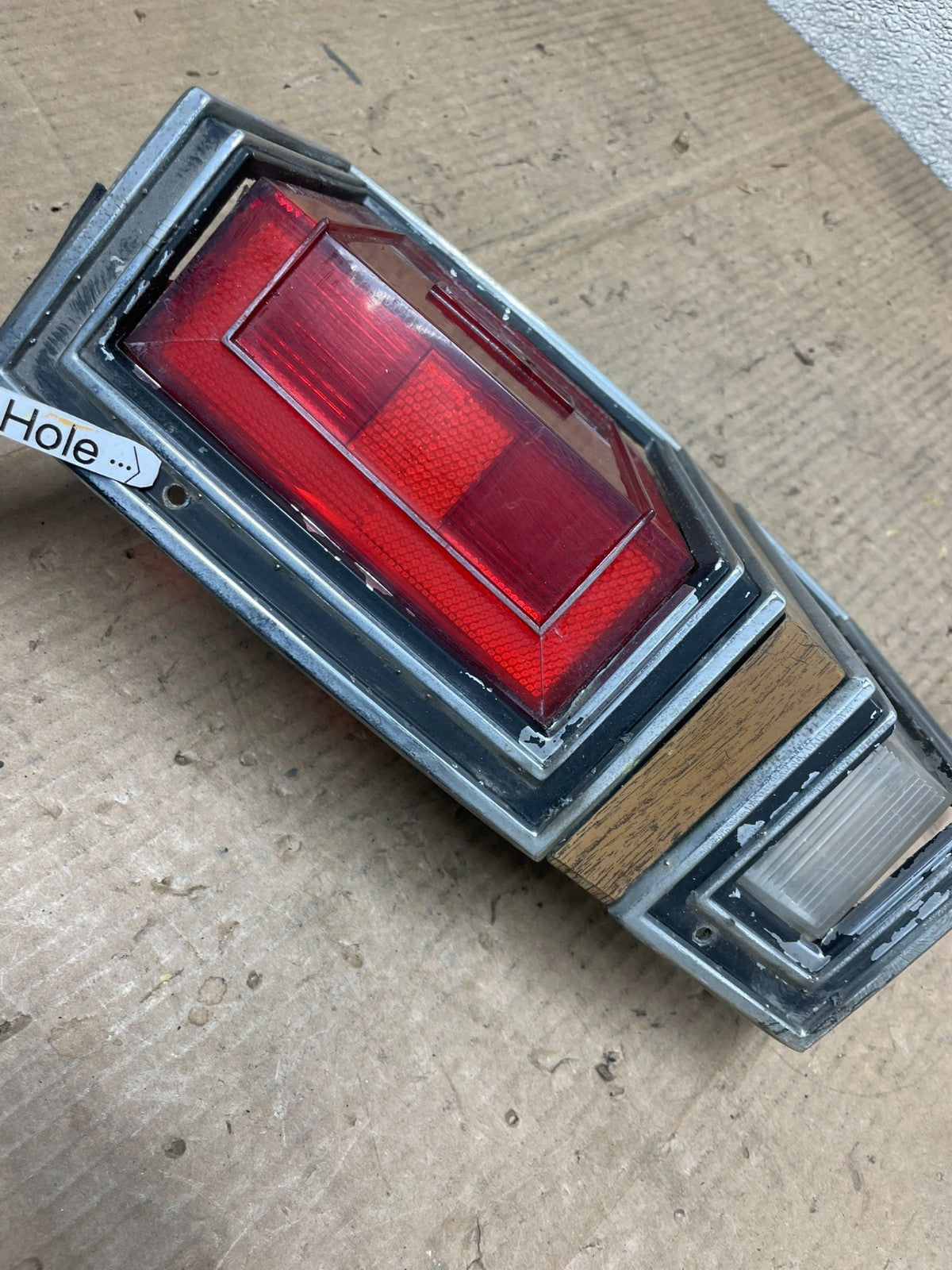 1986-1989 Oldsmobile Cutlass Cruiser Left Driver Side Tail Light AA65624