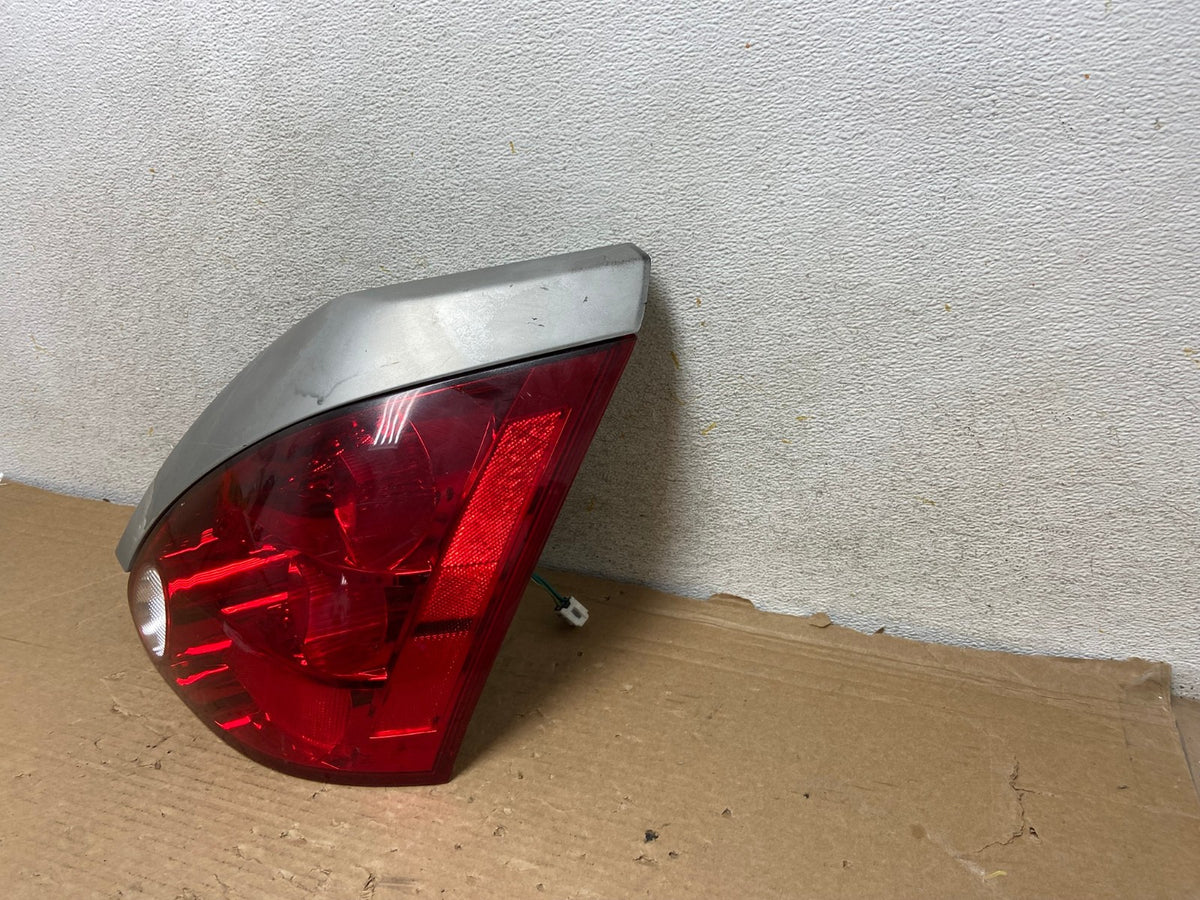2004 2005 2006 2007 2008 Nissan Maxima Right Passenger Tail Light AH8866 LK2
