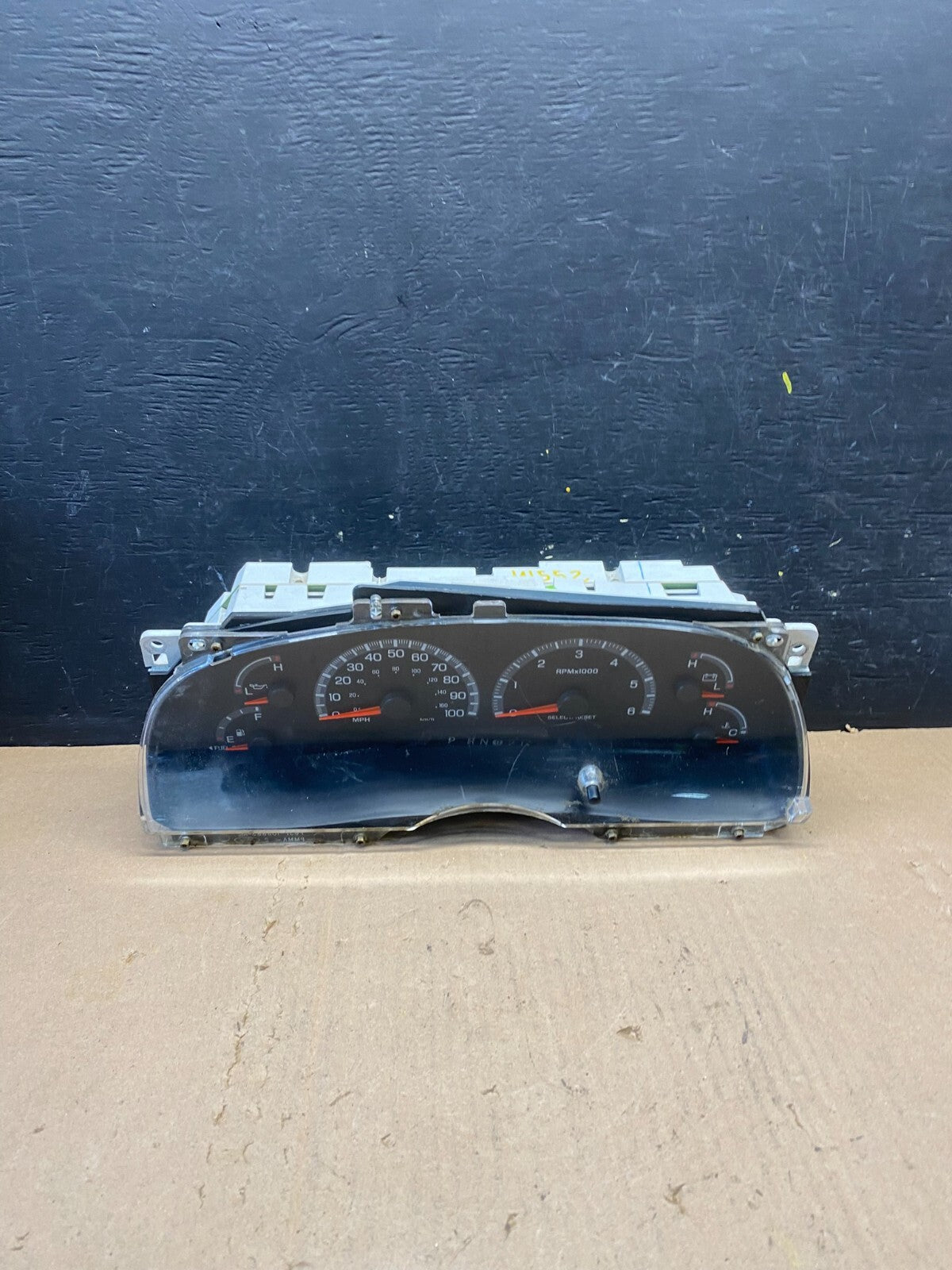 2000 2001 2002 Ford Expedition Speedometer Instrument Gauge Cluster M1552 PS0