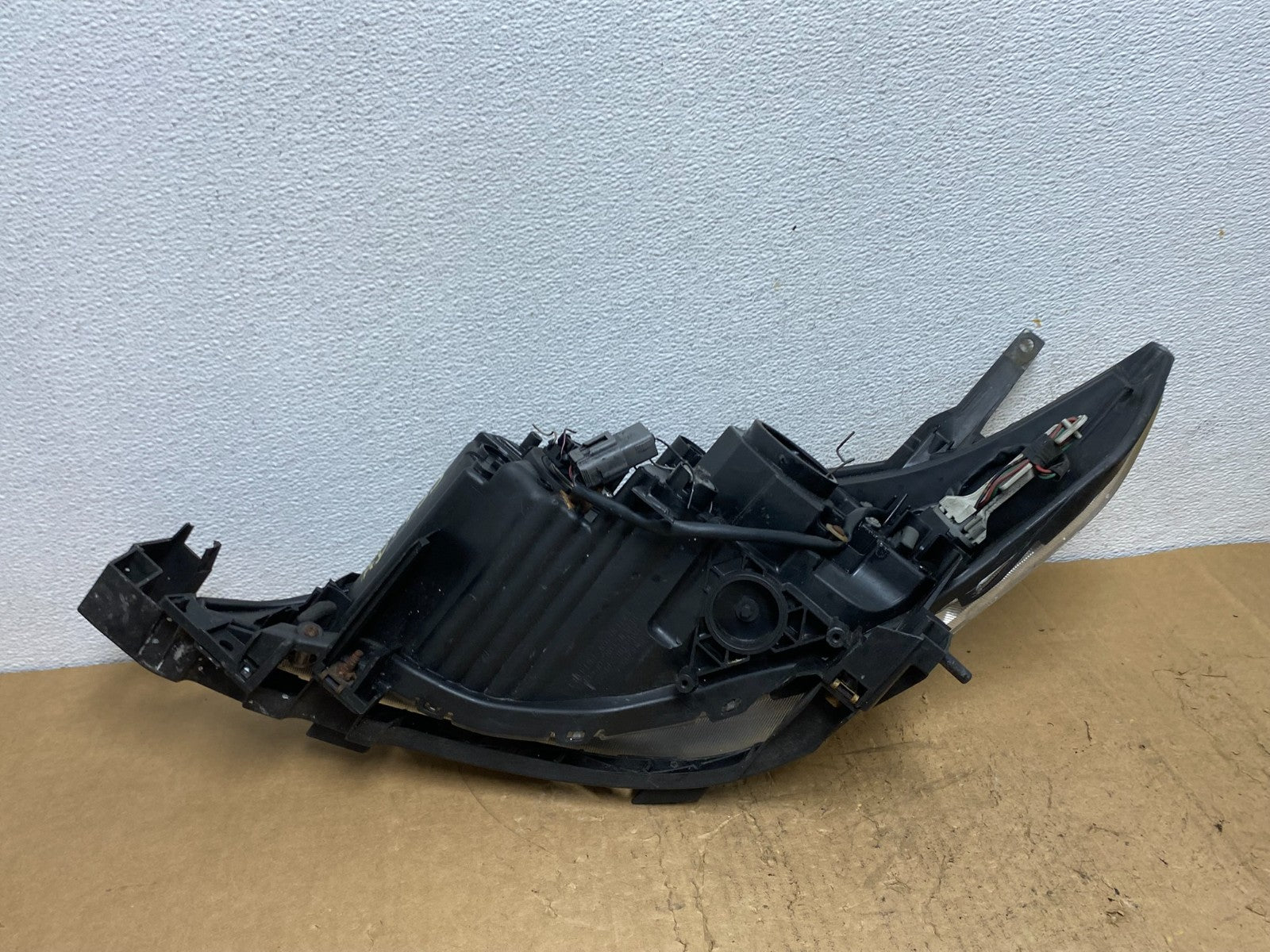 2008 2009 2010 Mazda 5 Right Passenger RH Halogen Headlight AD1433 DW8