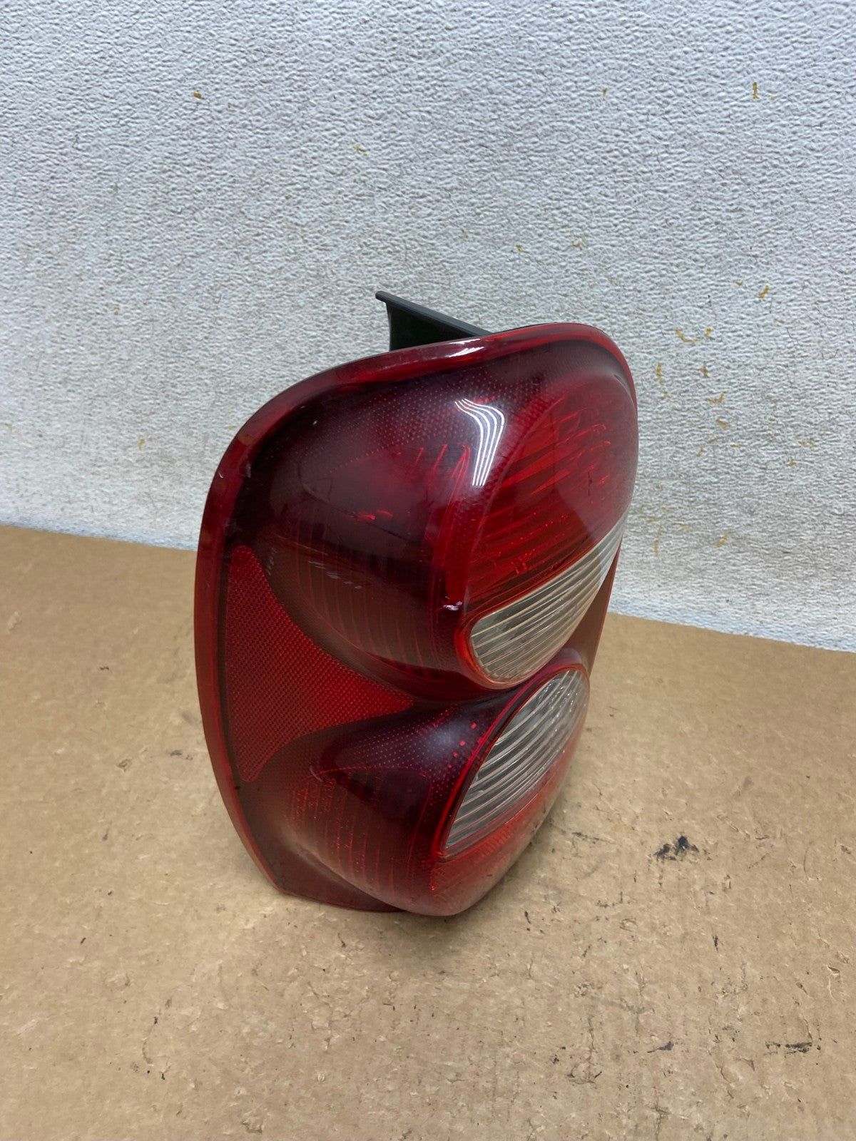 2005 2006 2007 Jeep Liberty Left Driver Lh Side Tail Light AI3707 LK2