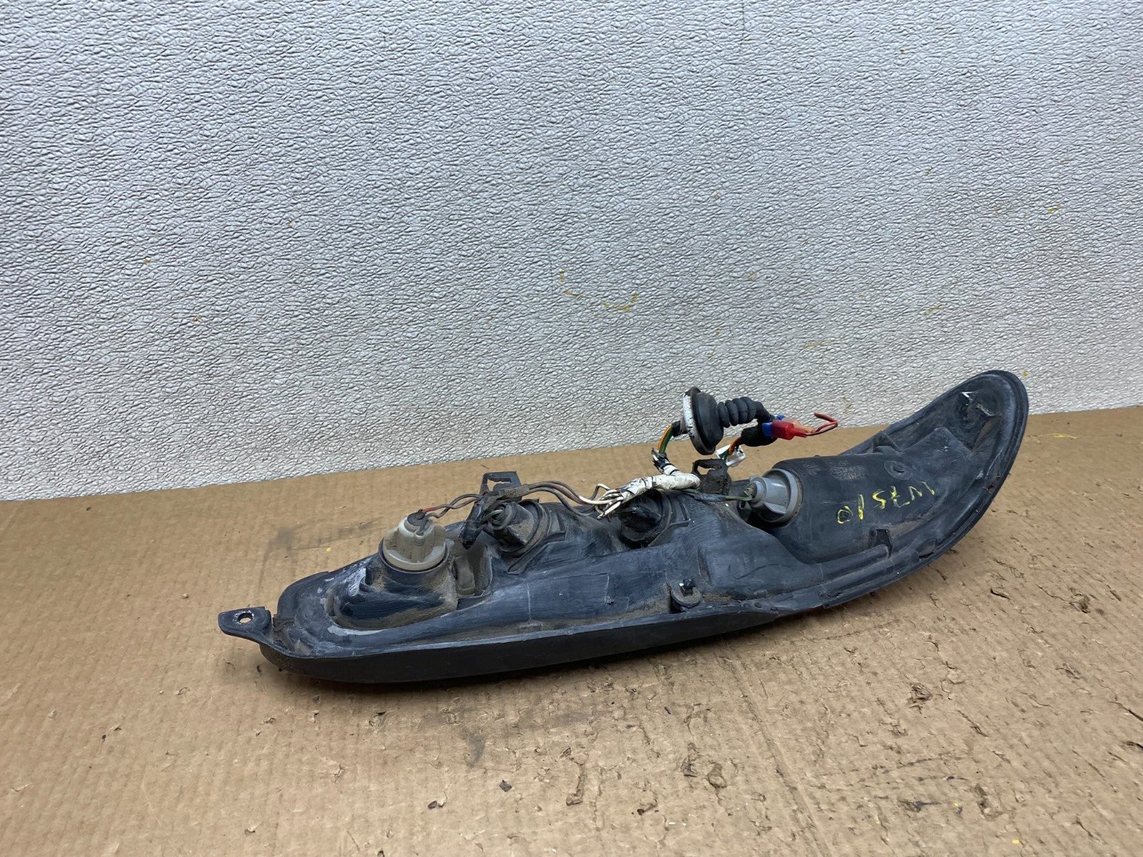 1993 - 1997 Mazda MX-6  Right Passenger Rh Side Tail Light Oem w7510 DG6