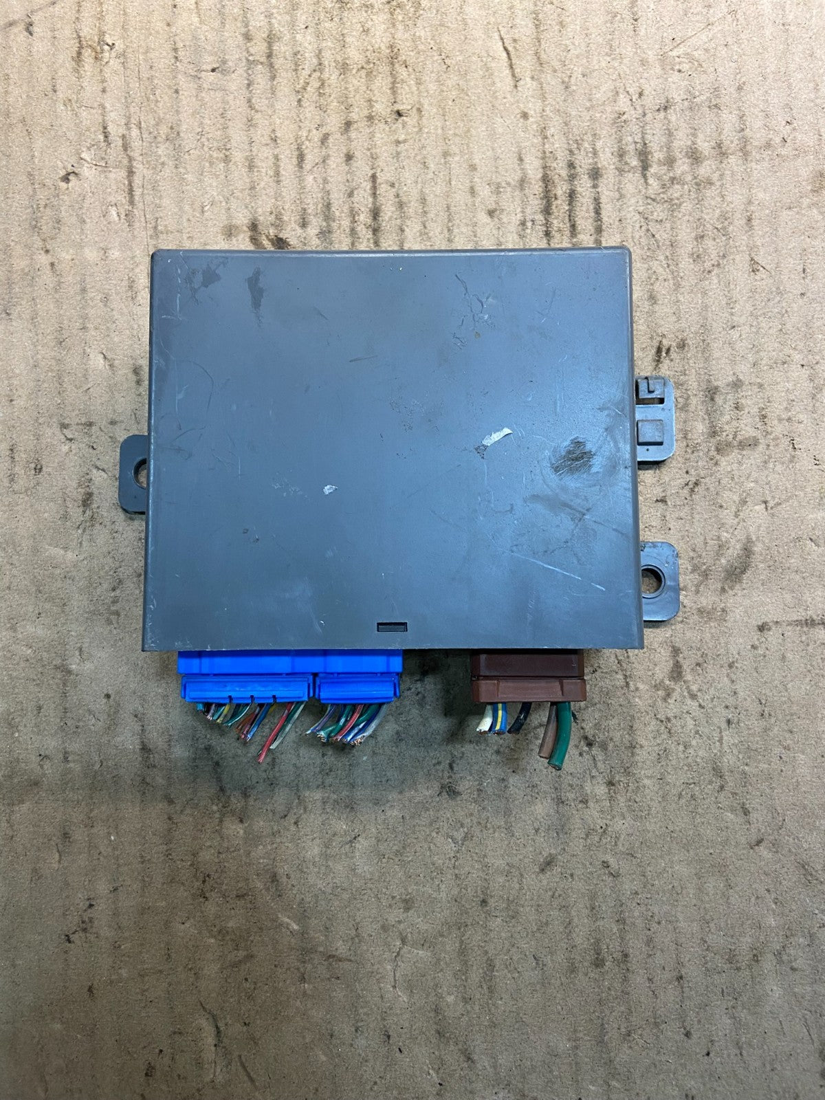 2005 - 2007 Honda Odyssey Rear Left Driver Sliding Door Module Z4937 DG2