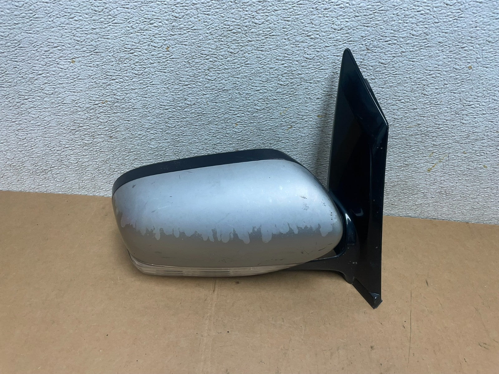 2006 to 2007 Subaru B9 Tribeca Right Passenger Door Turn Signal Mirror Q6557 DG0