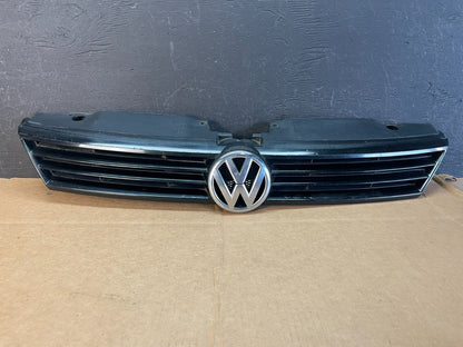 2011 to 2014 Volkswagen Jetta Sedan Front Upper Grille Grill AE0835 DG0