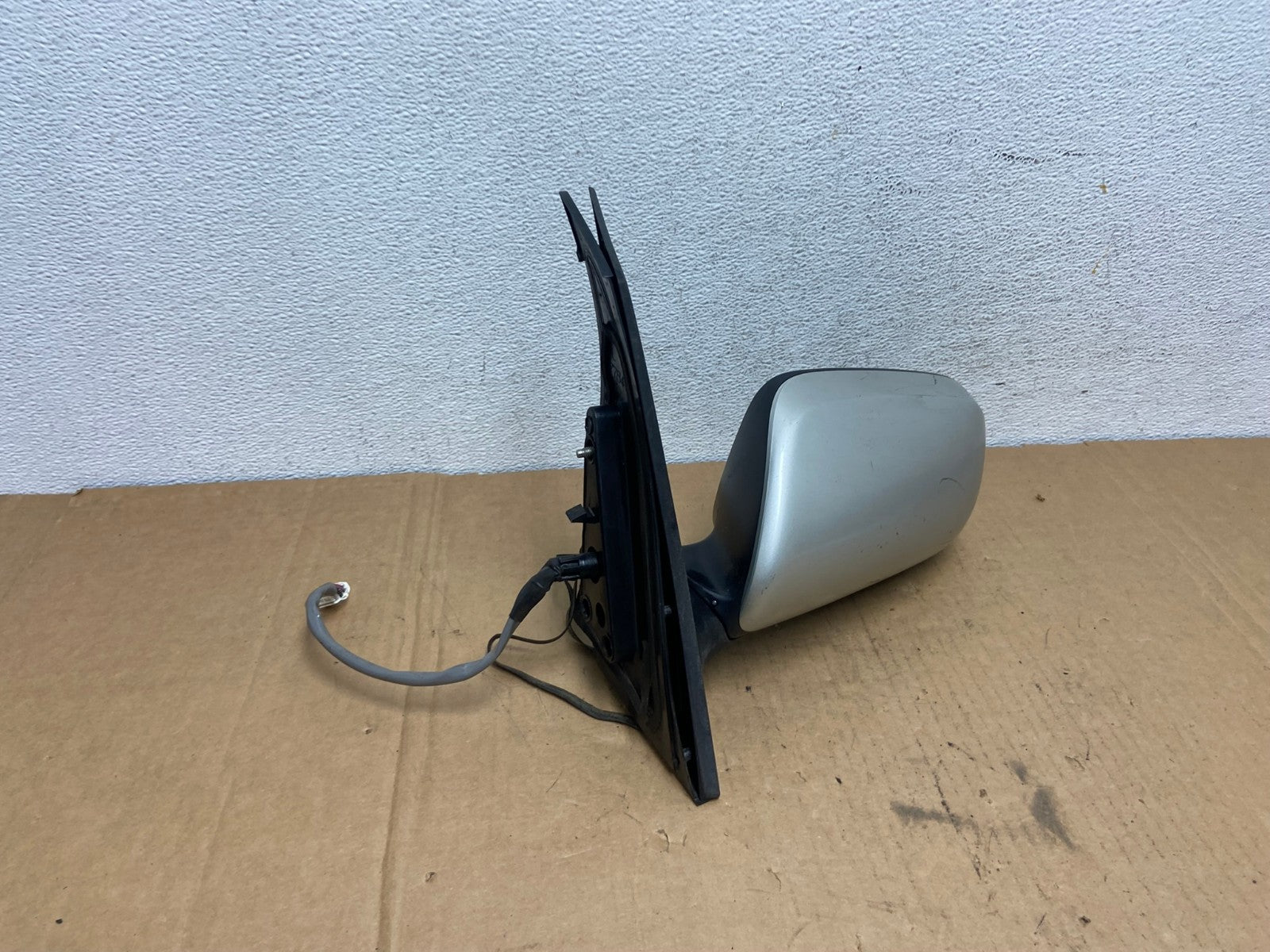 2004 to 2009 Toyota Prius Left Driver LH View Door Mirror AD2694 LK2