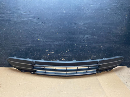 2013 to 2016 Lincoln MKS Front Lower Grille Grill v6977 DG0