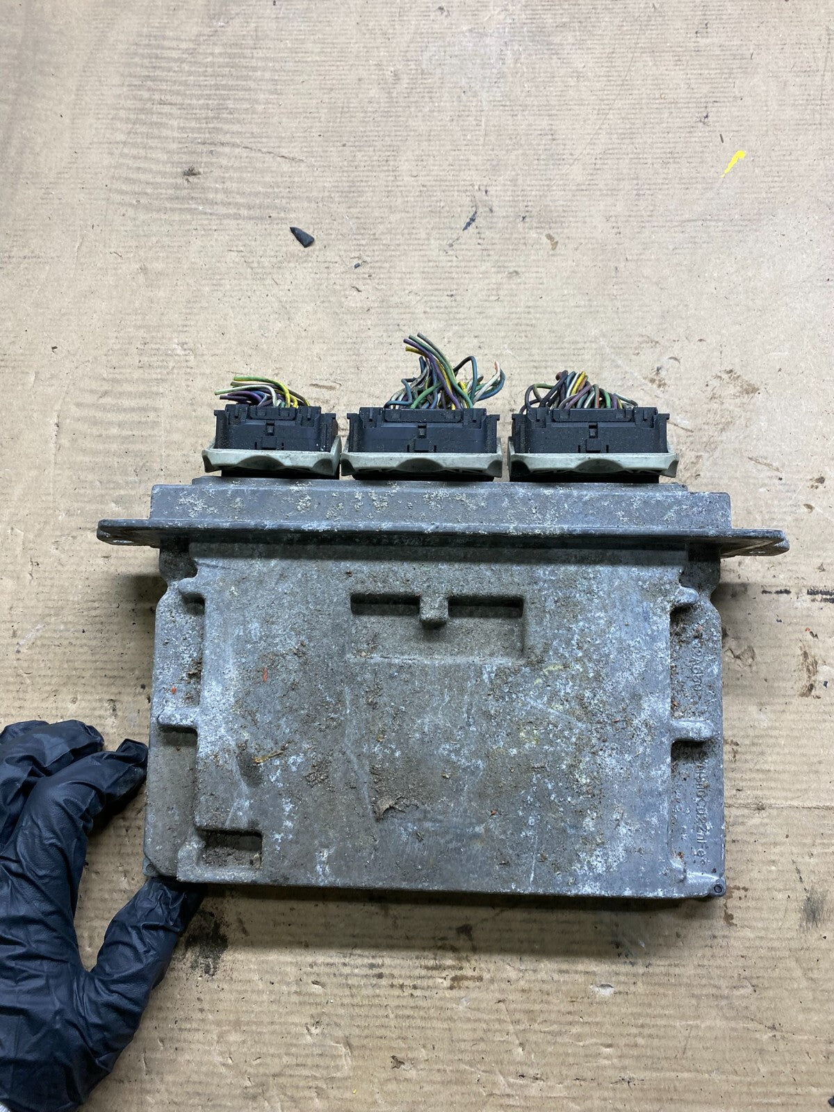 2009 2010 Ford Escape Hybrid Engine Control Unit ECU Computer Module N6821 DG0