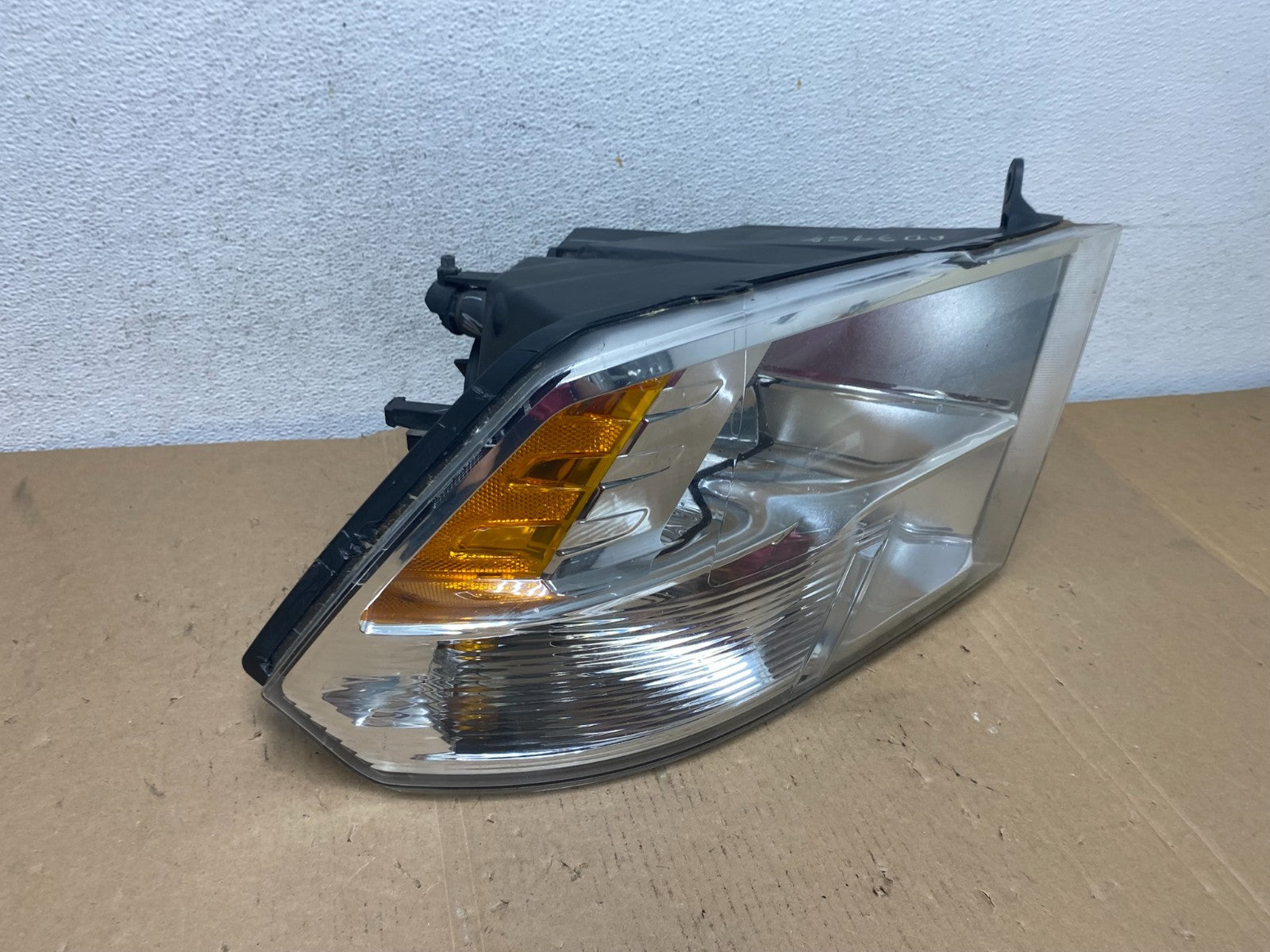 2009 to 2018 Ram 1500 Right Passenger RH Side Halogen Headlight AD7967 DW2