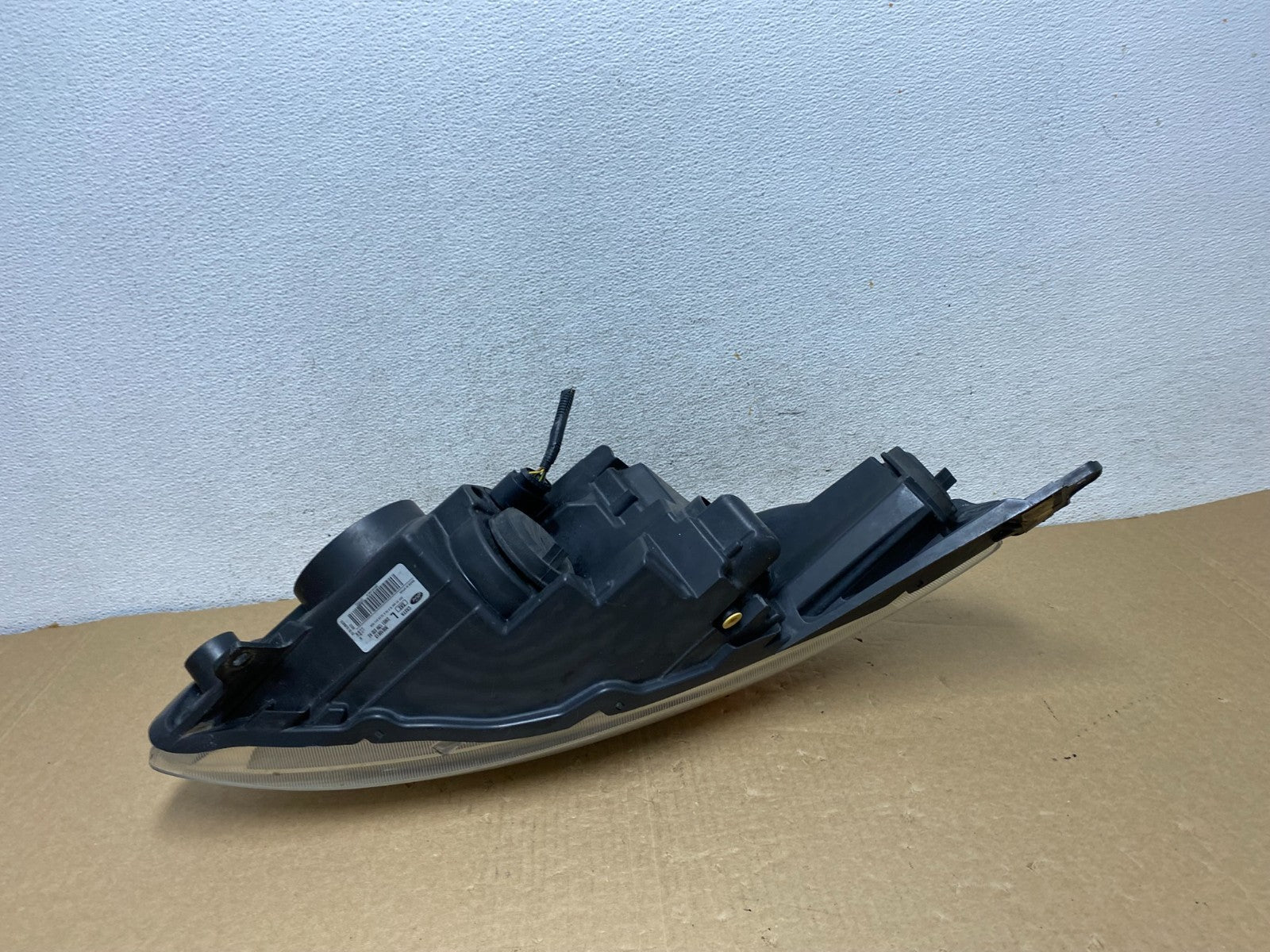 2013 to 2016 Ford C-MAX Left Driver LH Side Headlight AF7324 DW6