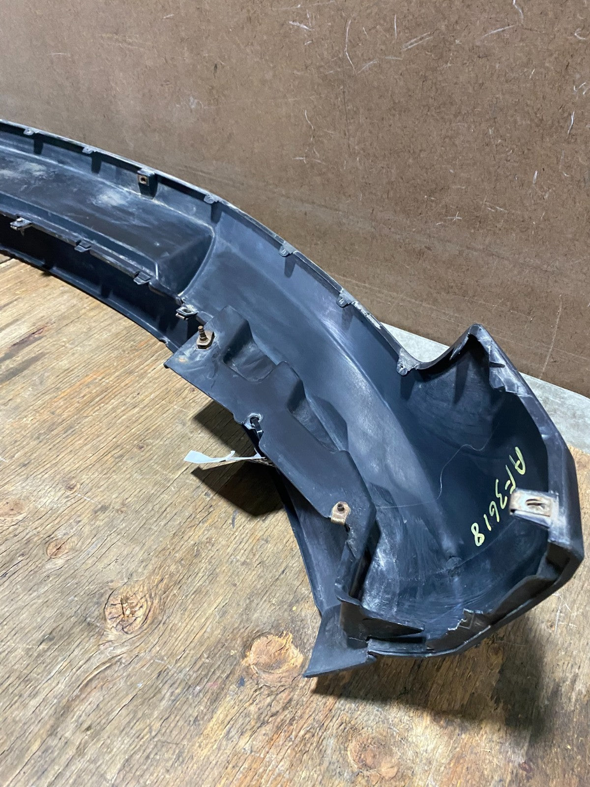 2013 to 2016 GMC Acadia Front Lower Bumper Cover 20982396 AF36186