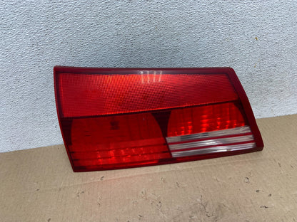 2004 - 2005 Toyota Sienna Left Driver LH Side Inner Tail Light AG5911 DW0