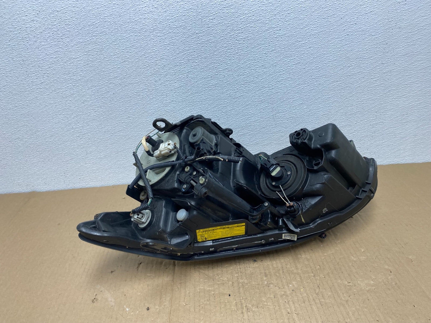 2004 - 2009 Lexus RX330 RX350 Xenon Right Passenger Side Headlight OEM AB8210 DW6