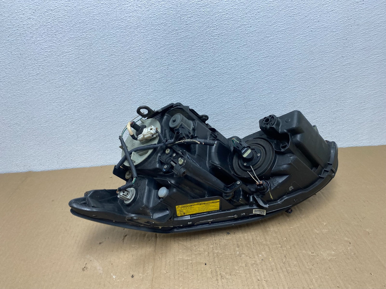2004 - 2009 Lexus RX330 RX350 Xenon Right Passenger Side Headlight OEM AB8210 DW6