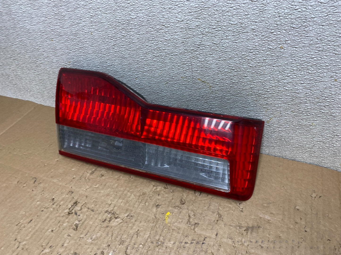 2001 to 2002 Honda Accord Left Driver LH Side Inner Tail Light OEM T7912 DW1