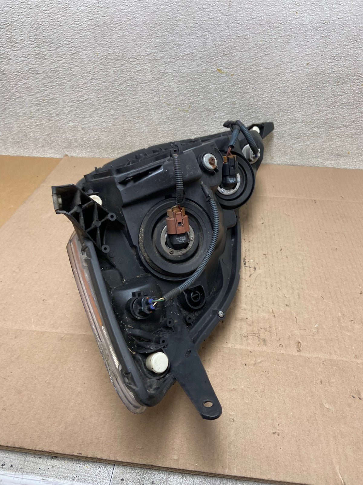 2006 to 2010 Toyota Sienna Right Passenger Rh Side Headlight Halogen Z3758 DW6
