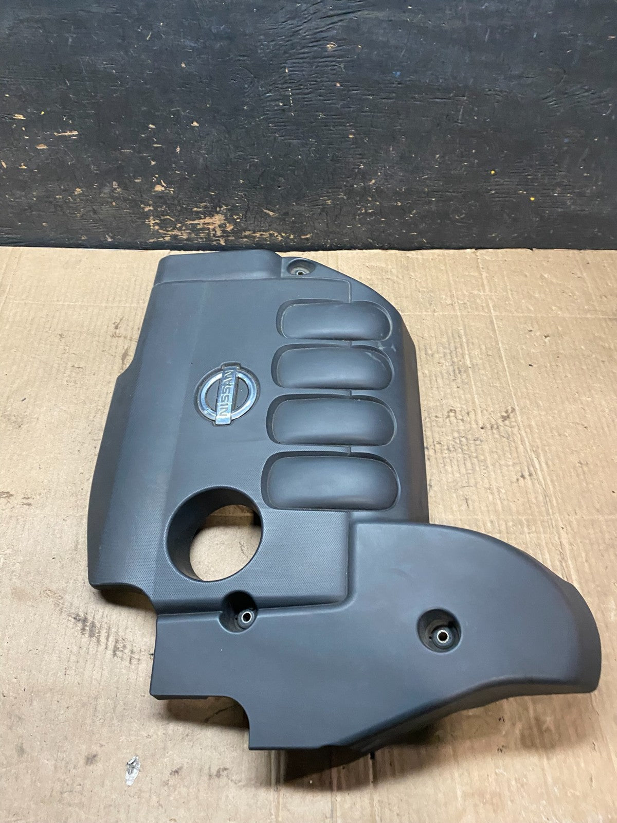 2007 to 2013 Nissan Altima 2.5 L Engine Cover T4052 DG3