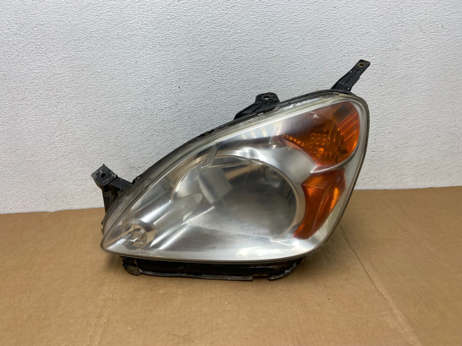 2002 to 2004 Honda Crv Cr-v Left Driver Halogen Headlight AC8374 DW0