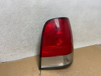 2003 2004 2005 Lincoln Aviator Left Driver LH Side Tail Light AH7901 LK1