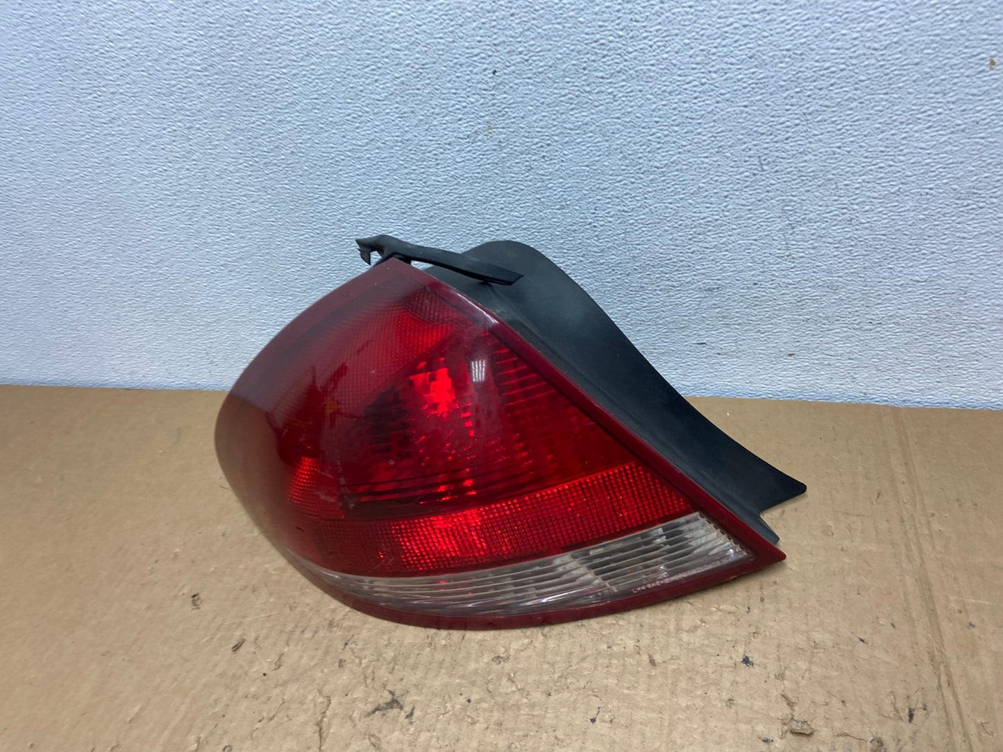 2004 2005 2006 2007 Ford Taurus Left Driver LH Side Tail Light AC8227 LK1