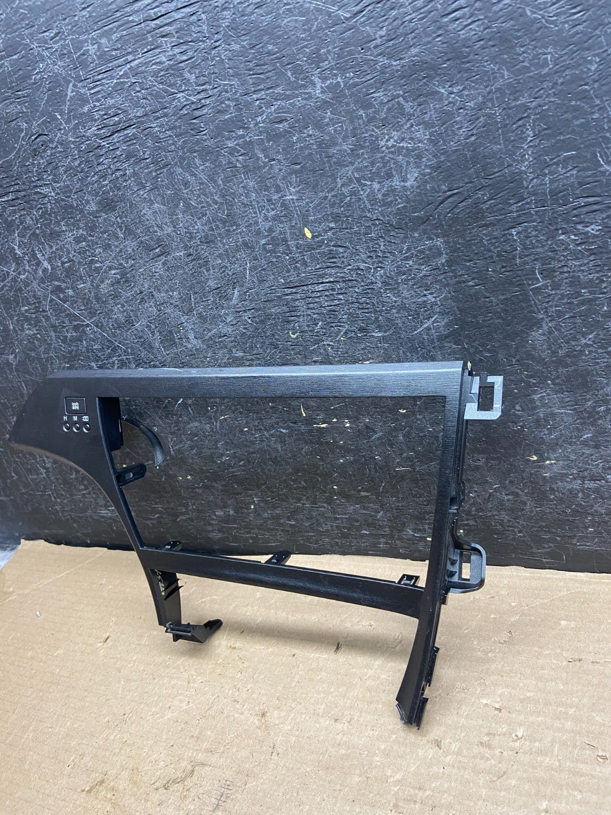 2010 to 2015 Toyota Prius Radio CD Player Screen Bezel Trim AH3768 DG2
