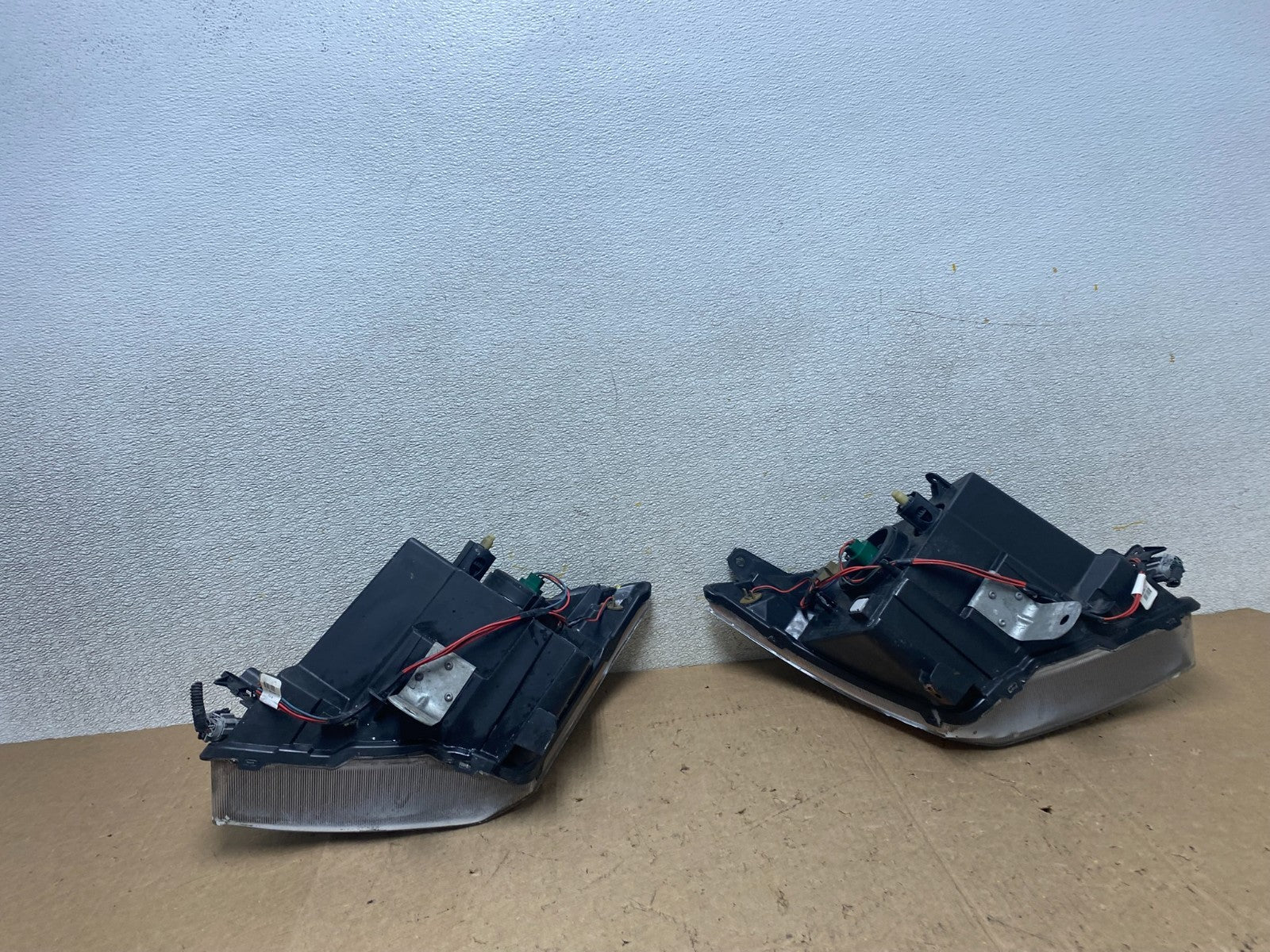 2010-2012 Nissan Sentra Halogen Left+Right Black Headlights W9033 DW16