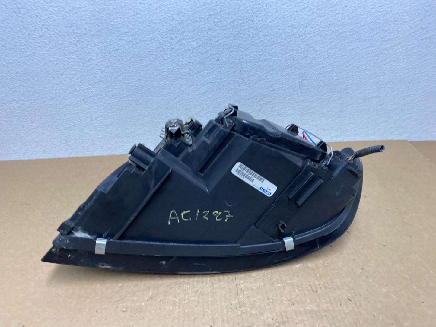 2004 to 2007 Volvo S40 Right Passenger Side Headlight DEPO AC1287 DW7